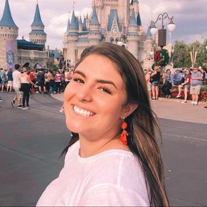 Meet your Posher, Erika